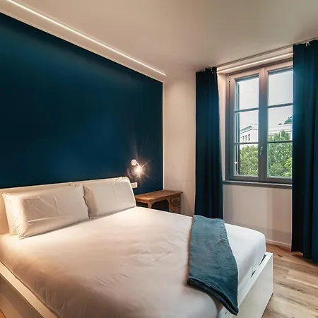 Appartement Just In Front - By Myhomeincomo